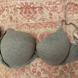 Victoria's Secret Light Gray Bra